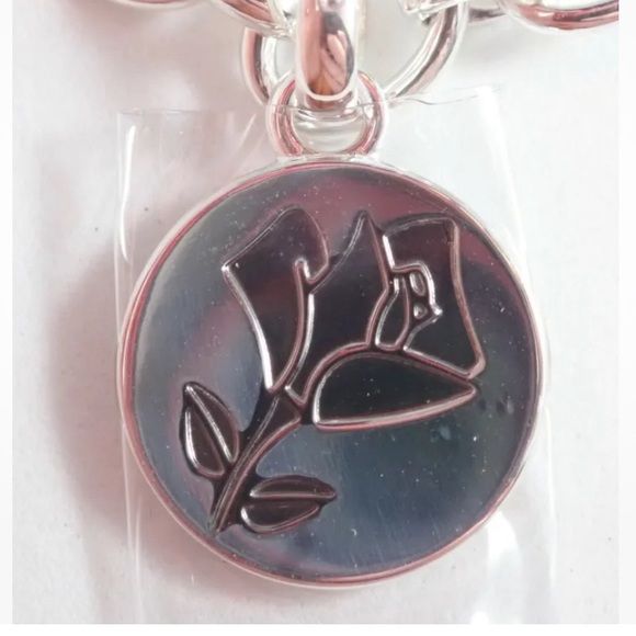 LINKS OF LONDON 925 STERLING SILVER 8" CHAIN BRACELET W/ LANCOME LOGO CHARM - Picture 2 of 4